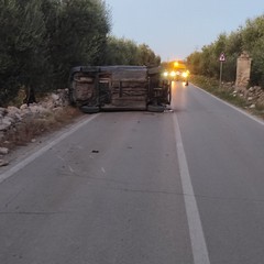 auto ribaltata