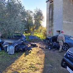 smontaggio di una autovettura Audi A7, S Line