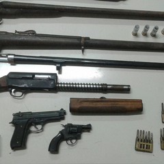 Armi sequestrate dalla Polizia di Stato
