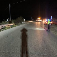 Auto rubata provoca grave incidente