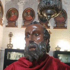 restauro della statua di San Nicola di Bari