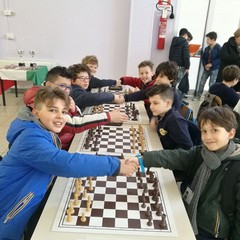 Scacchi, il 3° Circolo “Riccardo Cotugno” si classifica al 3° posto