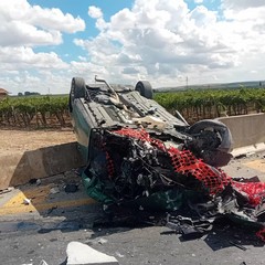 Rotatoria Montegrosso: Alfa Romeo si è ribaltata