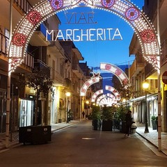 Luminarie natalizie per le vie cittadine