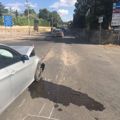 incidente via castel del monte
