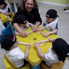 Festa della mamma, arrivano i piccoli chef all'asilo "Primi passi"