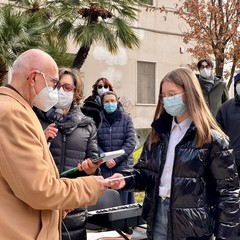 Inaugurato un presepe artistico in piazza Cappuccini