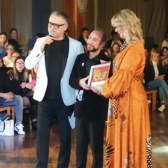 Premiazione Direttore artistico Riccardo Confalone della scuola di musical “Il Sipario”