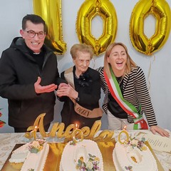 Auguri immensi a nonna Angela