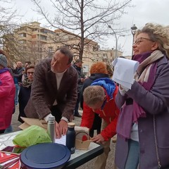 Flash mob femminista della CGIL BAT - Andria
