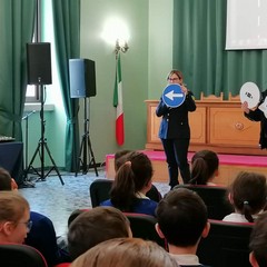 La Polizia Locale incontra gli studenti del primo circolo didattico "Oberdan"