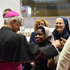 L'abbraccio di Andria al vescovo Mons. Domenico Basile