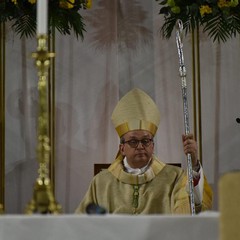 L'abbraccio di Andria al vescovo Mons. Domenico Basile