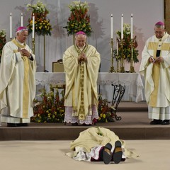 L'abbraccio di Andria al vescovo Mons. Domenico Basile