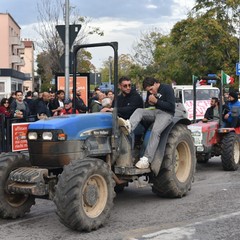 Ad Andria una piazza contro la crisi e il carovita