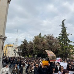 Studenti in piazza ad Andria