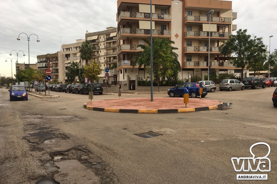 Via Ceruti e via Canal abbandonate a se stesse