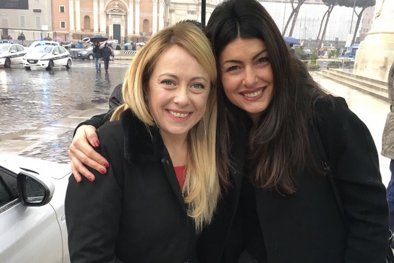 Stella Mele con Giorgia Meloni