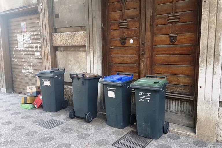 Porta a porta ad Andria differenziata e  differente. <span>Foto Riccardo Di Pietro</span>