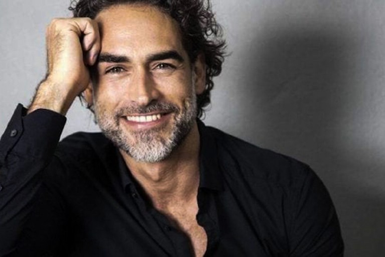 Questa sera Sergio Muniz in scena a Castel del Monte