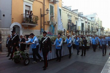 Madonna dell'Altomare: ieri la processione con migliaia di fedeli
