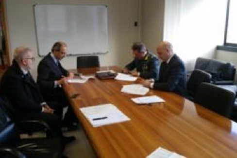 da sx ass. Lullo, il Sindaco Giorgino, il gen.le Altiero ed il dott. Vergine