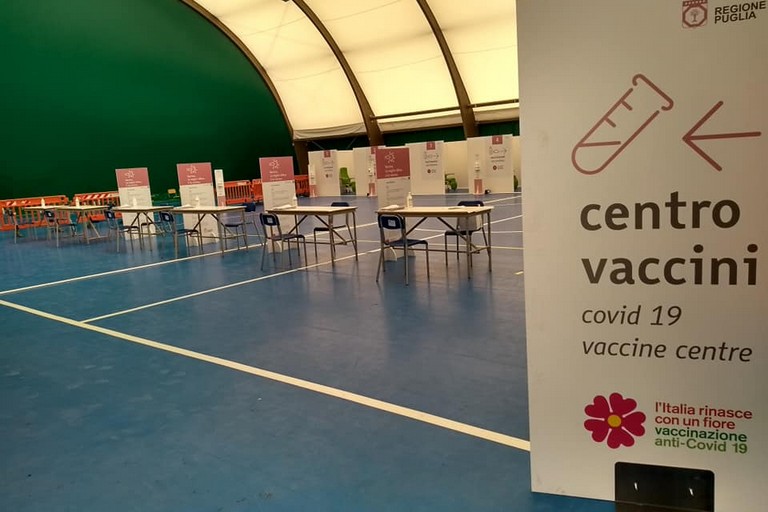 centro vaccinale di Andria San Valentino