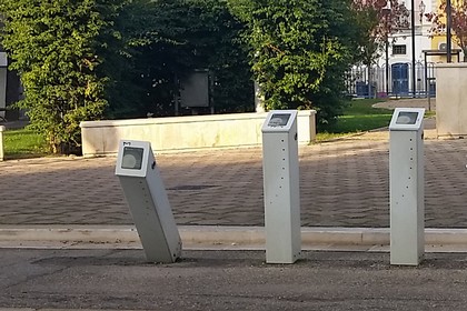 Piazza Santa Maria Vetere, rotto bike sharing