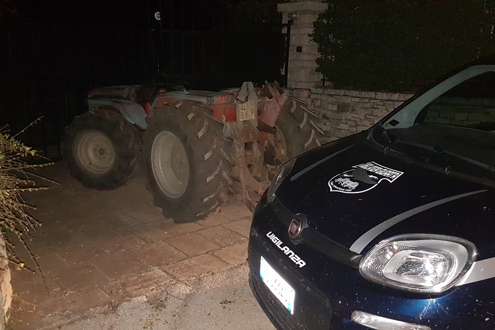 trattore recuperato dalla Vigilanza giurata