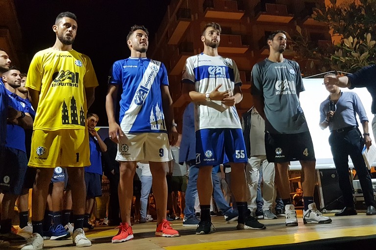 Presentazione Fidelis Andria in viale Crispi