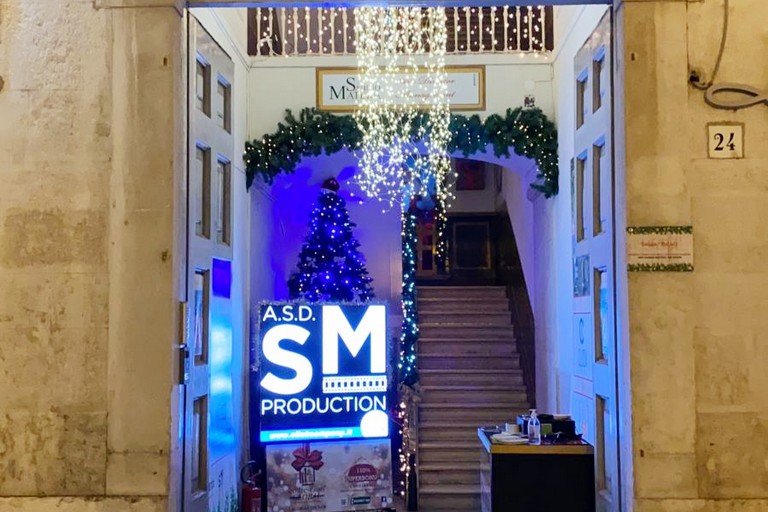 La casa di babbo Natale con i suoi Elfi 2020