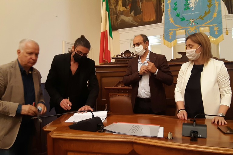 Sottoscrizione