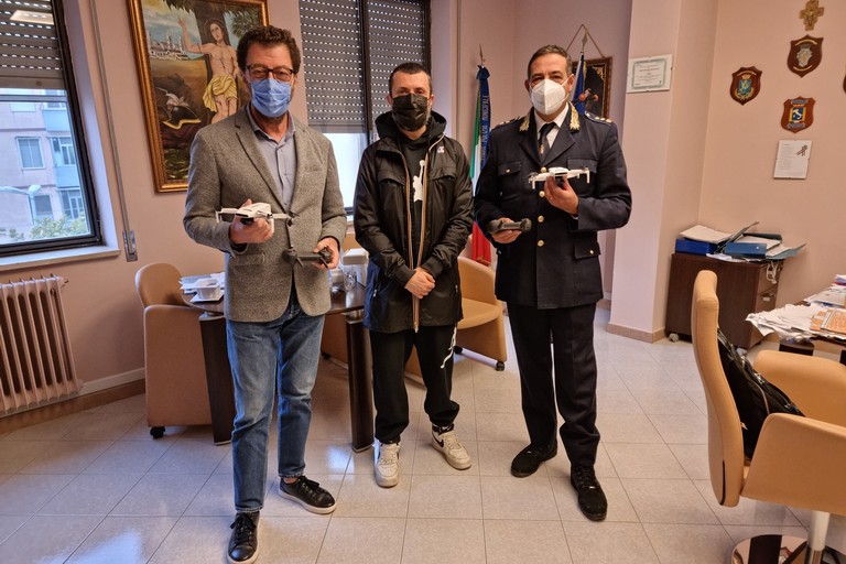 due droni professionali donati alla Polizia Locale