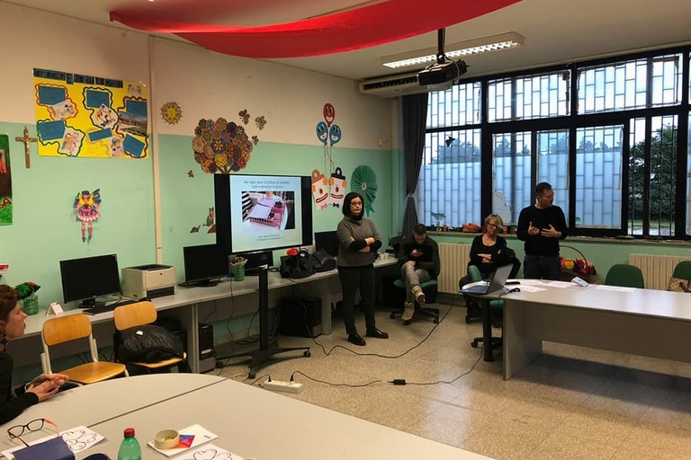 Riccarda Sinisi, Cav Riscoprirsi