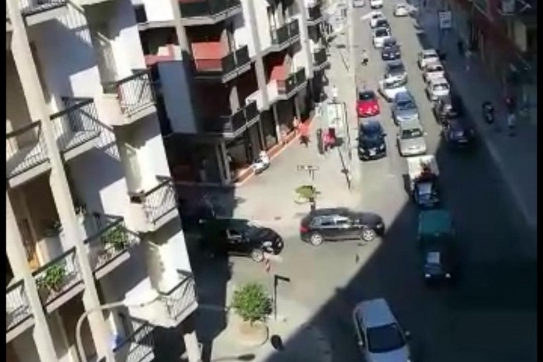 ingorghi su viale Venezia Giulia nei pressi della stazione Bari nord