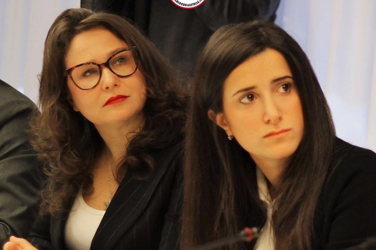Grazia Di Bari (a sx) con Antonella Laricchia