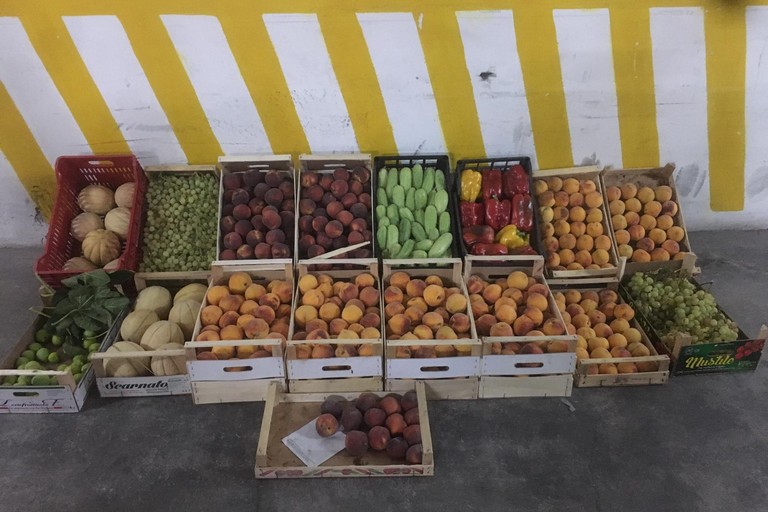 frutta e verdura sequestrata