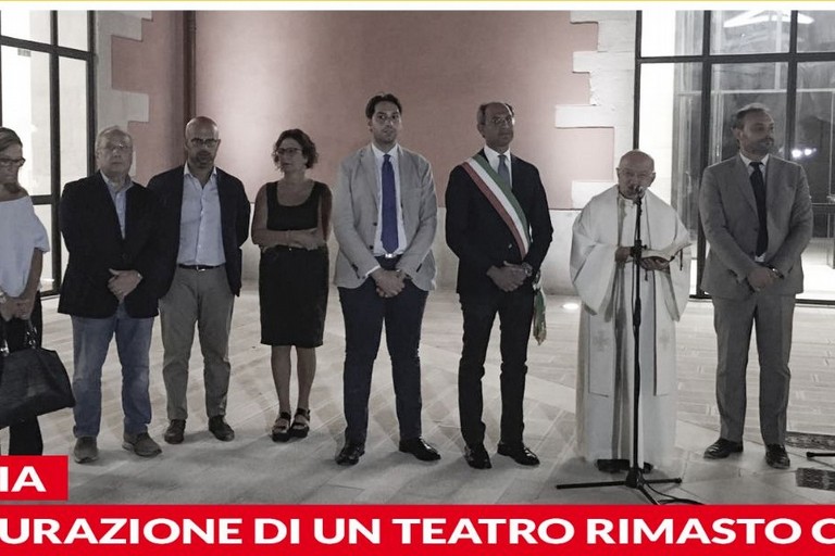 Andria chiusi i due teatri cittadini