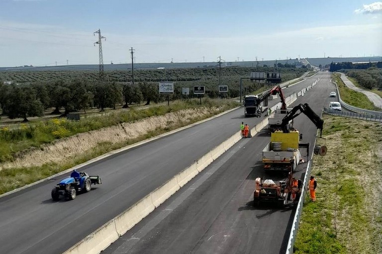 lavori sulla provinciale Andria Canosa di Puglia