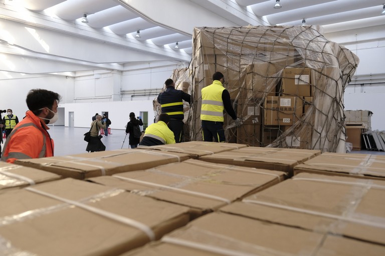 materiale sanitario contro la diffusione del coronavirus