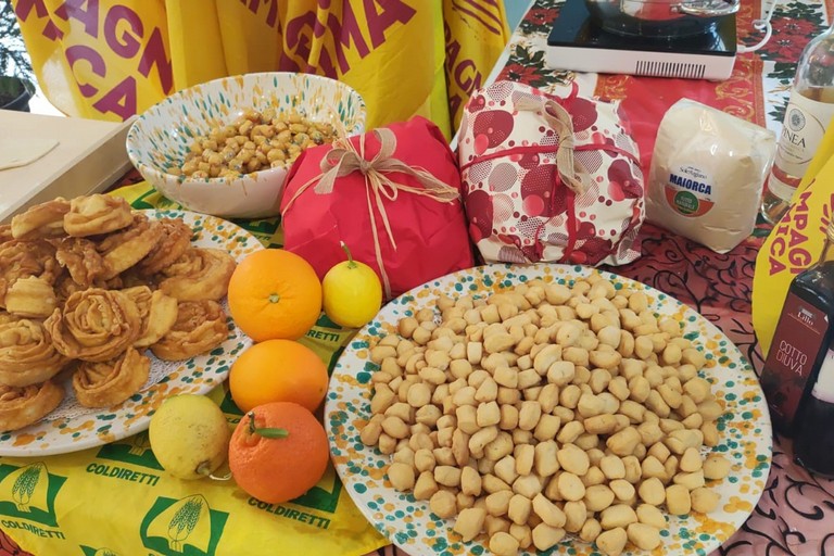 Natale con i dolci storici ‘fai da te’ della tradizione pugliese