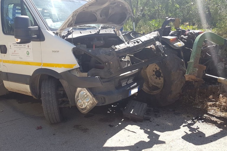 incidente stradale via Montefaraone