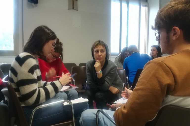 alunni e docenti dell’Istituto Tecnico Economico Carafa