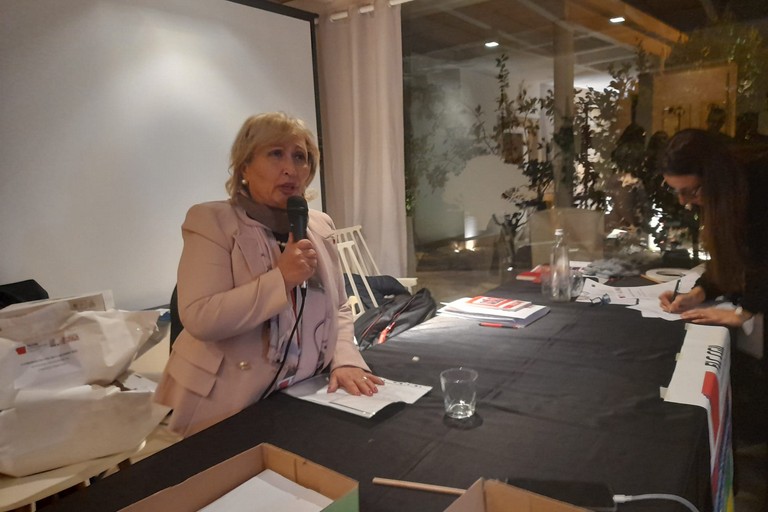 Angela Dell'Olio