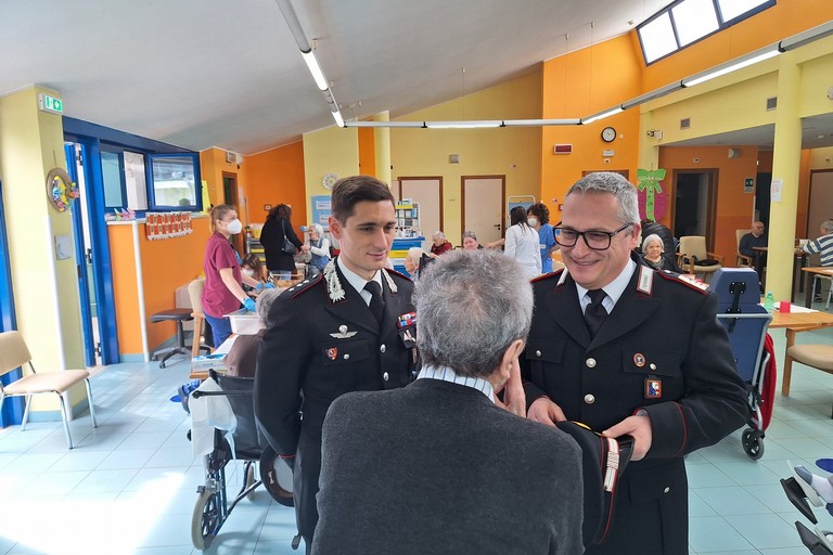 Carabinieri di Andria agli ospiti della RSA