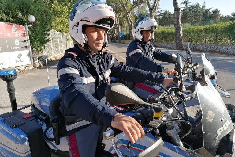 motociclisti Polizia di Stato. <span>Foto Vincenzo Cassano</span>