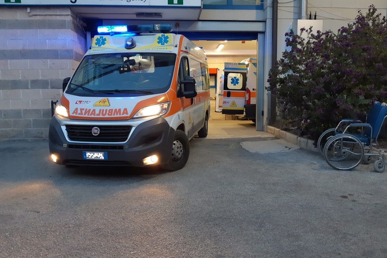 ambulanza servizio 118