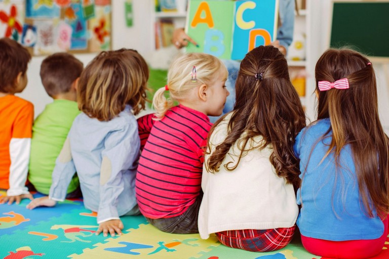 bambini in classe