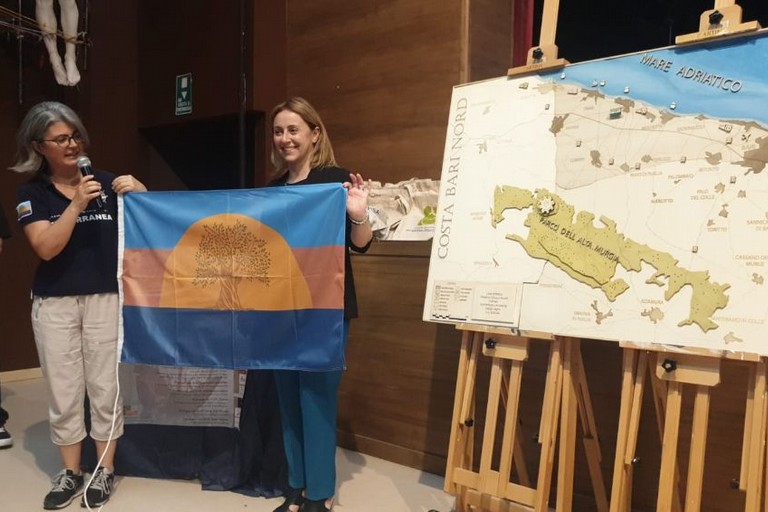 Andria riceve la Bandiera del Mediterraneo