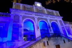 2 aprile, Giornata Mondiale della consapevolezza sull'Autismo: Palazzo di Città si illumina di blu